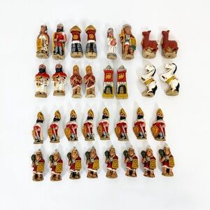 Vintage Peruvian Chess Pieces Aztec Mayans Incas 32 Pieces